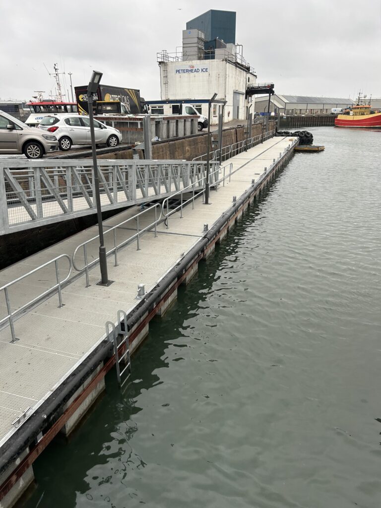 Heavy-duty pontoon dock Peterhead