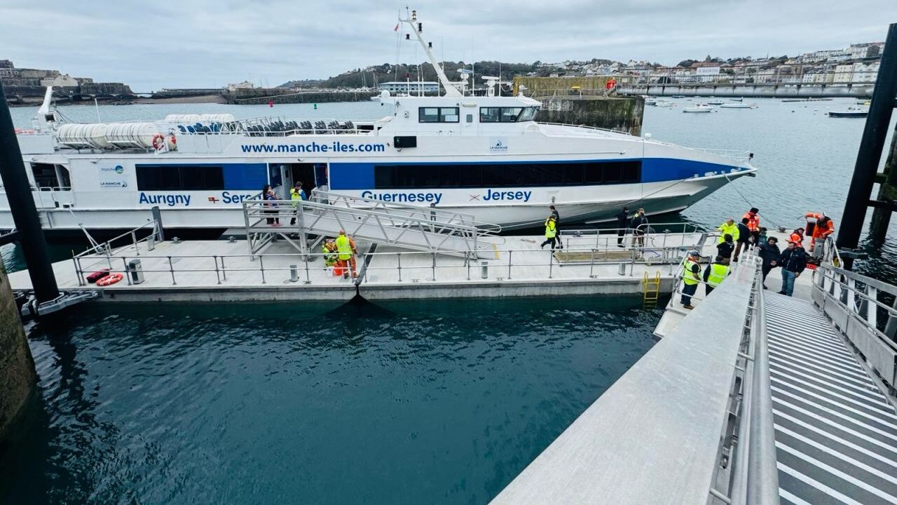 New self-levelling pontoon at Guernsey Port's X-Berth